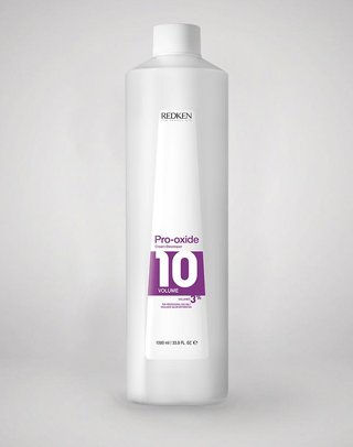 Pro-oxide Developer 10 Volume Redkeniltä